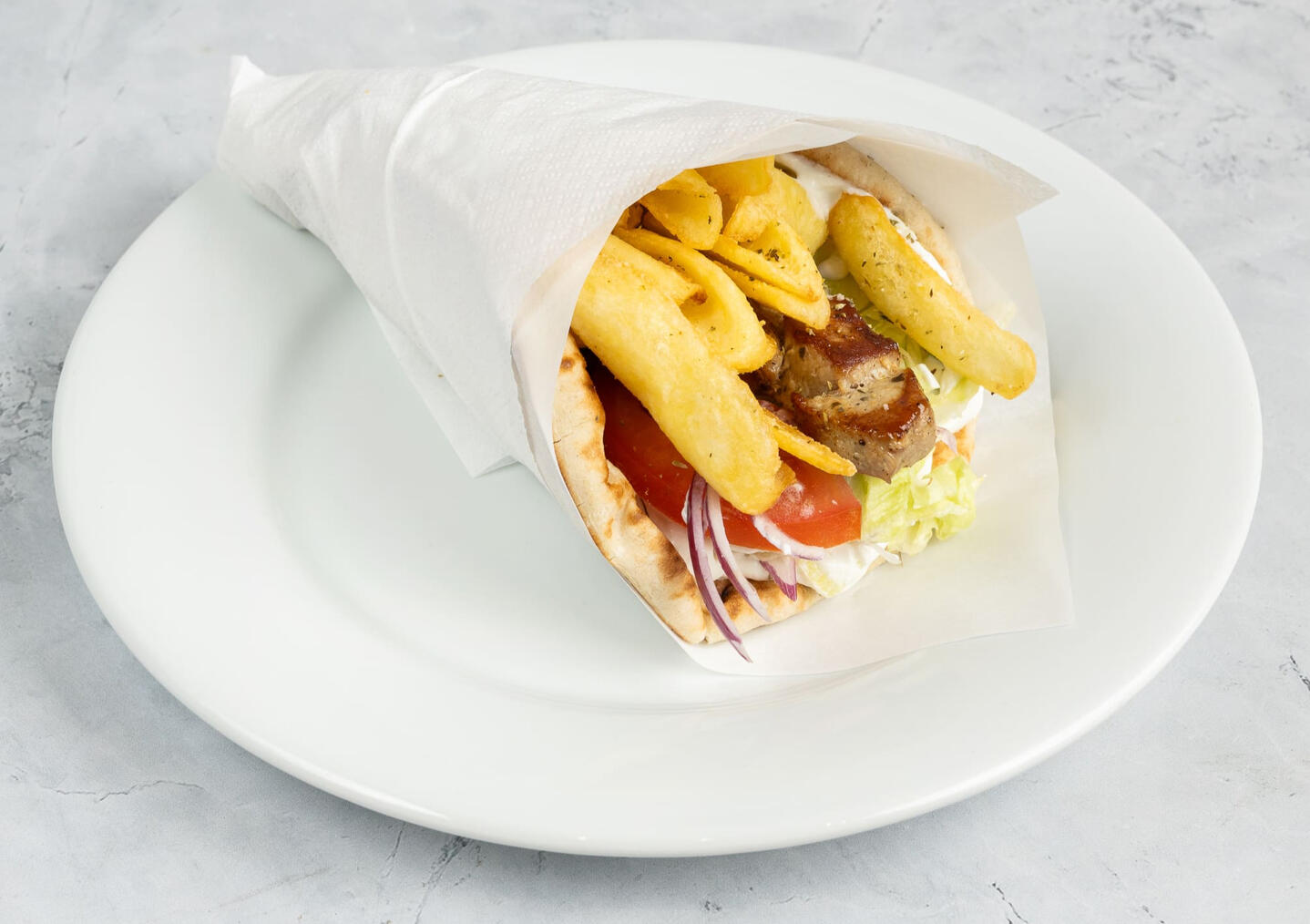 Souvlaki pita görög fűszerezésű hússal Budapesten